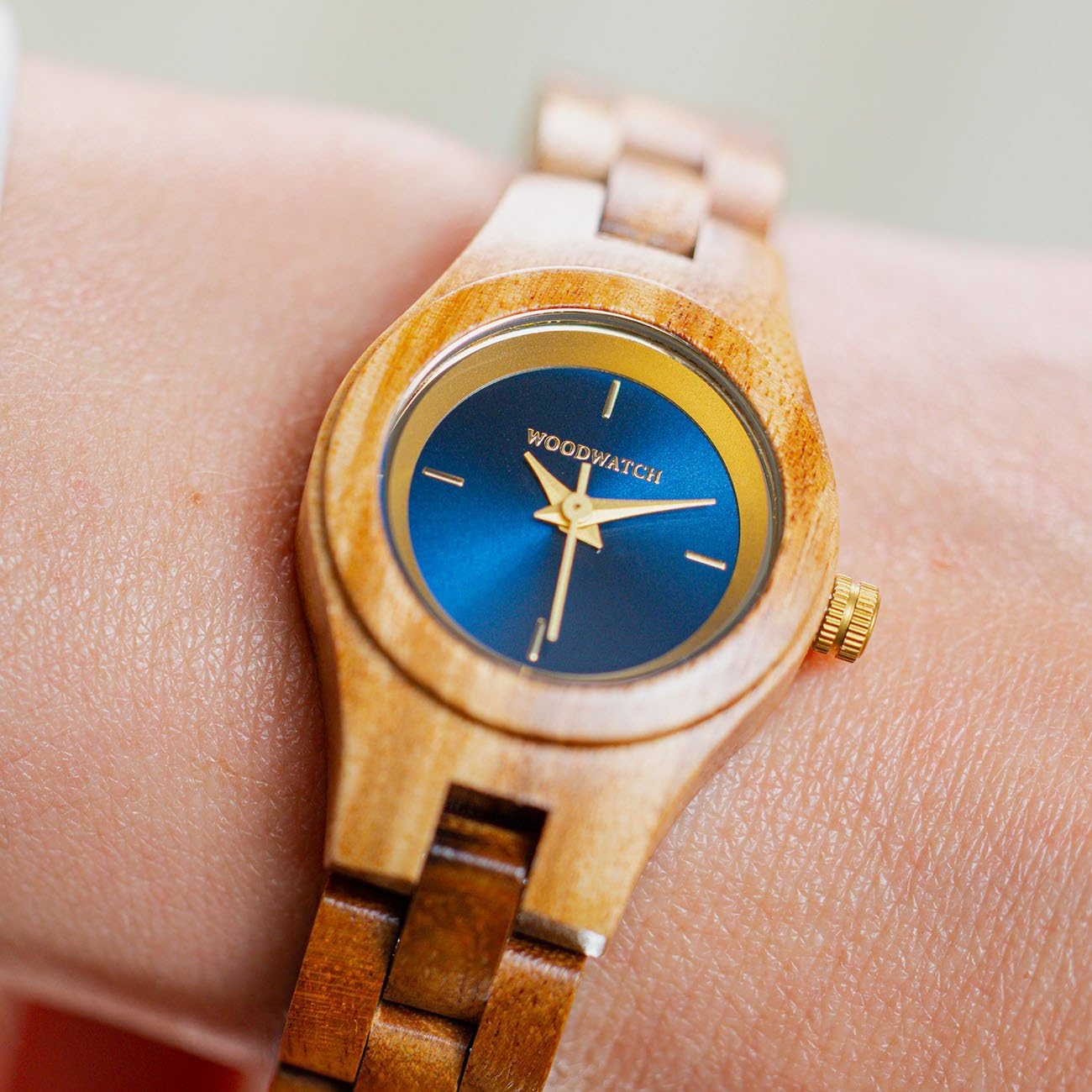 Woodwatch Flora Bellflower orologio legno donna elegante