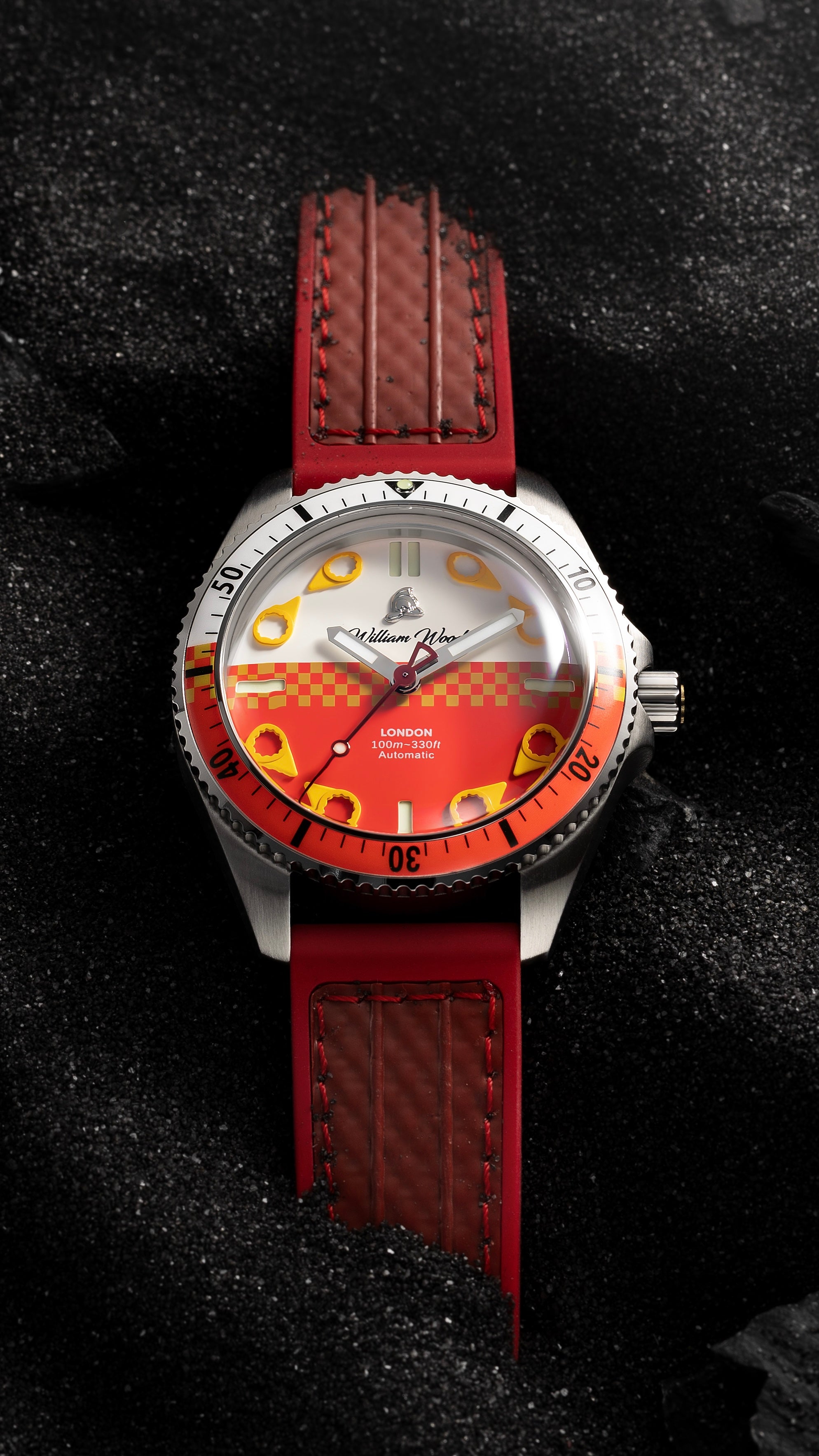 William Wood Big Red Fire Engine Orologio Automatico 41mm Rosso