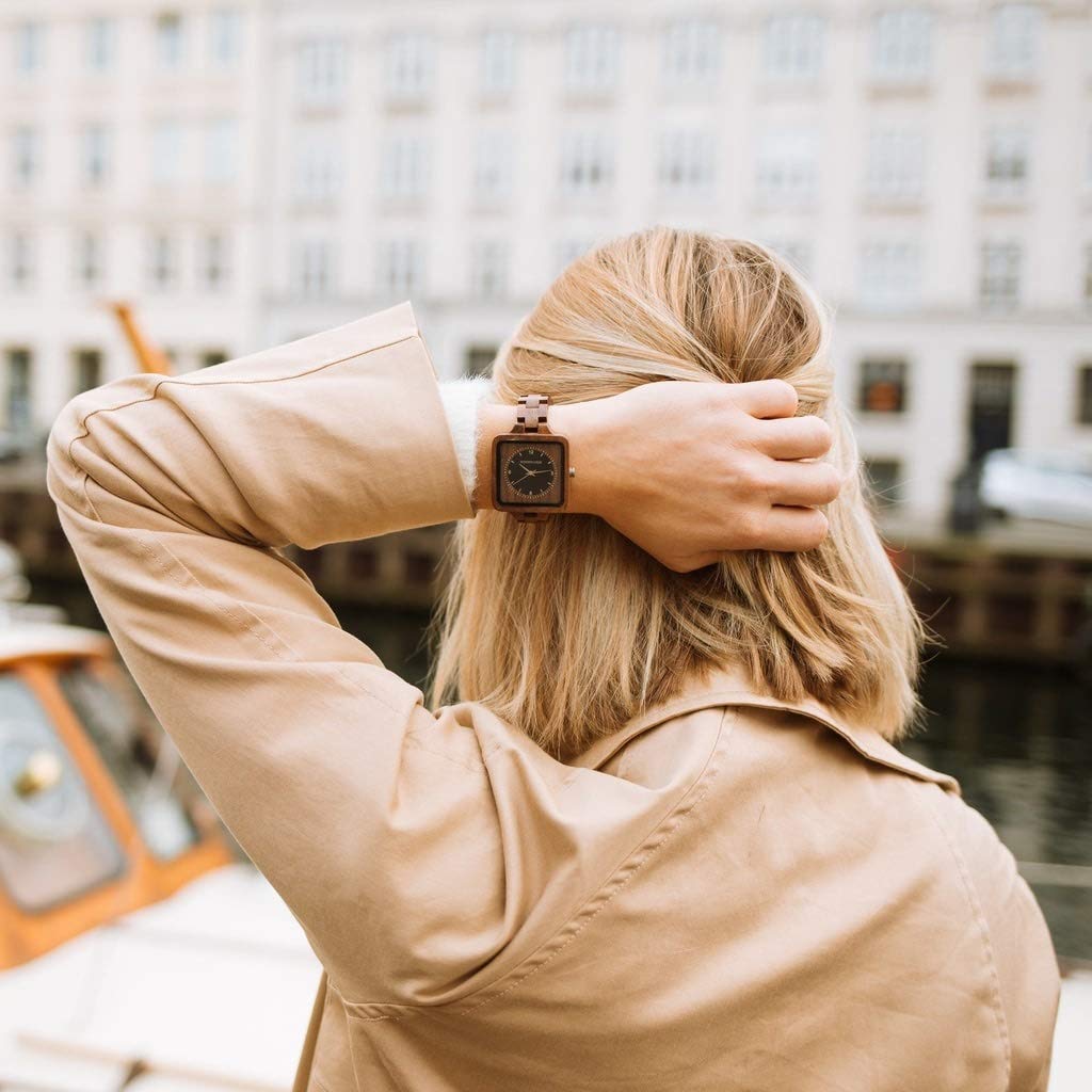 WoodWatch Classic Axinite Horizon orologio quadrato noce