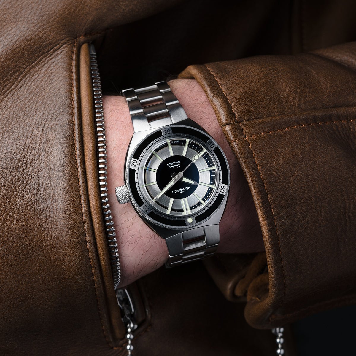 Heinrich Taucher 2 orologio automatico nero con data