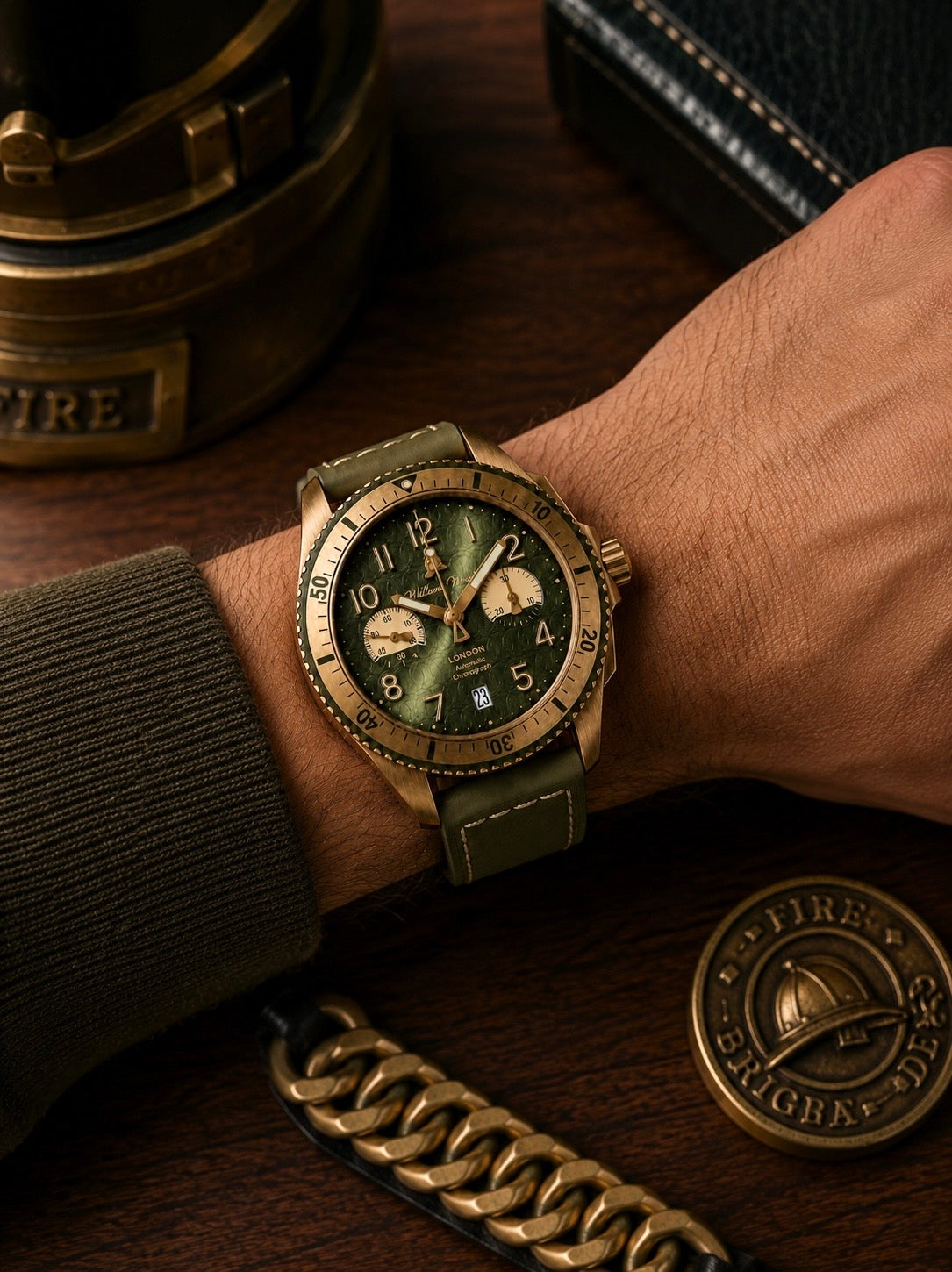 William Wood Triumph Custodian orologio cronografo verde oro