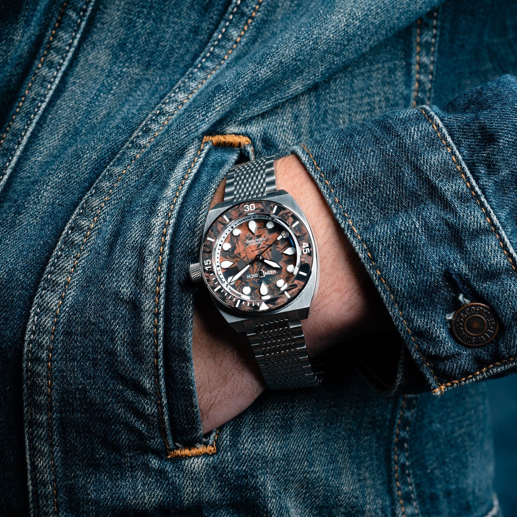 Heinrich Taucher orologio carbonio blu edizione limitata