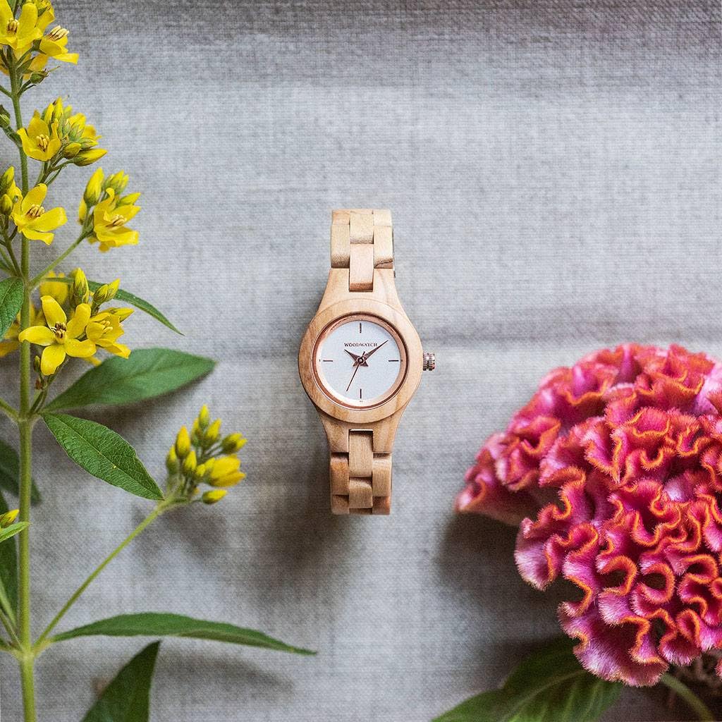 WoodWatch Flora Blossom orologio legno donna premium