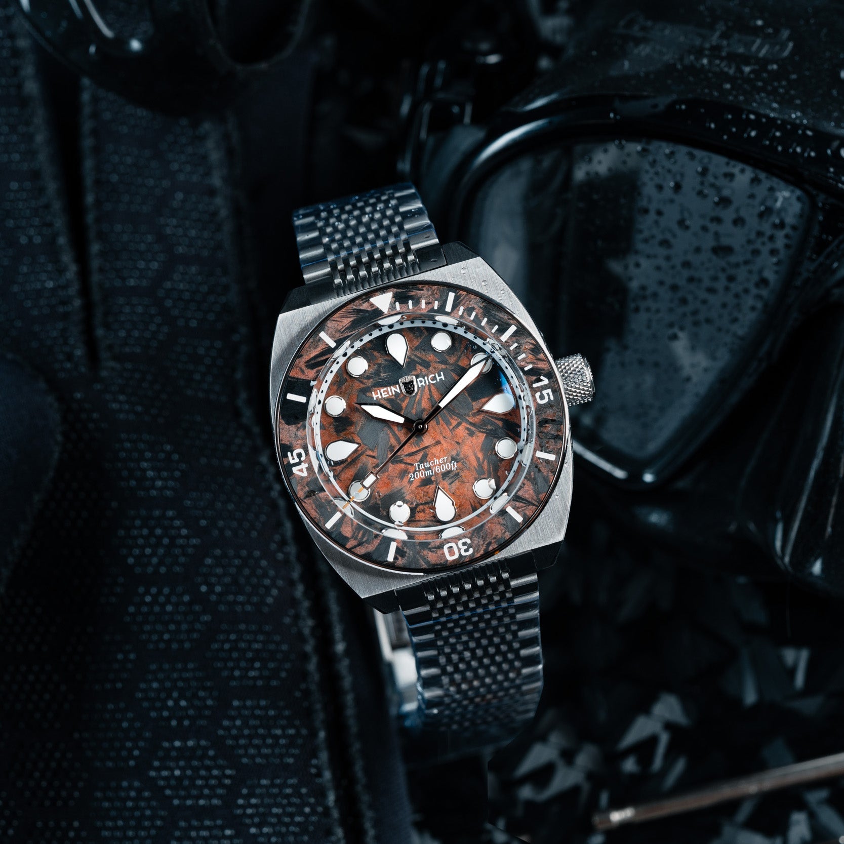 Heinrich Taucher orologio carbonio blu edizione limitata