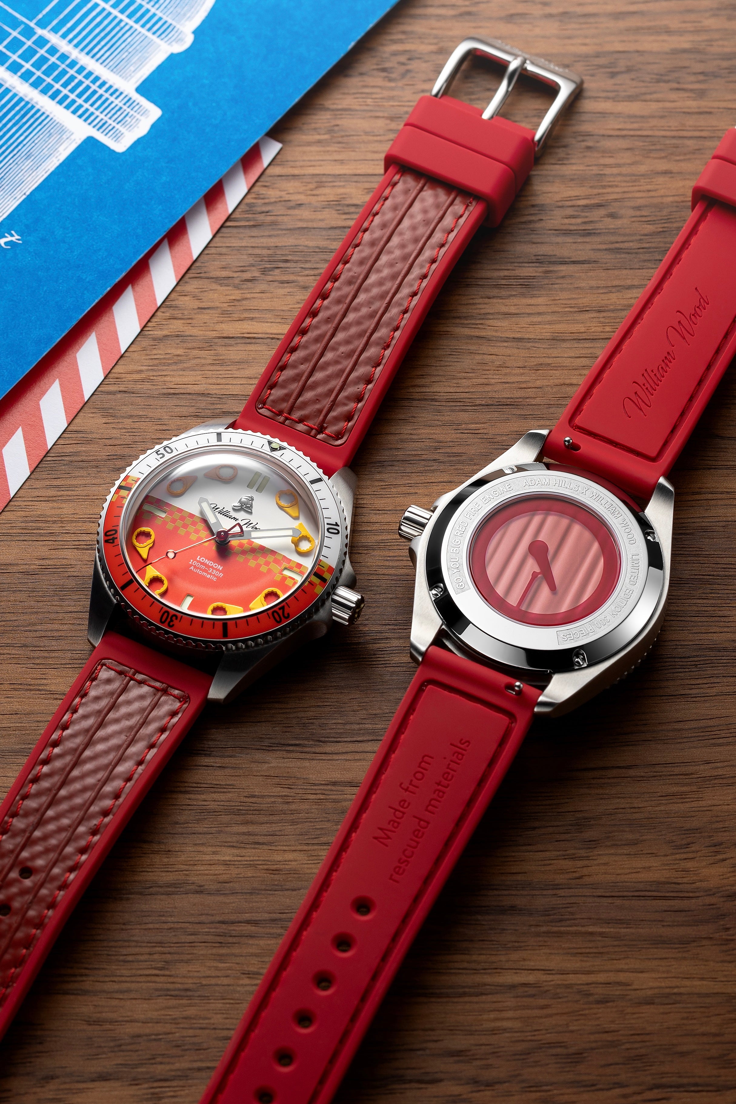 William Wood Big Red Fire Engine Orologio Automatico 41mm Rosso