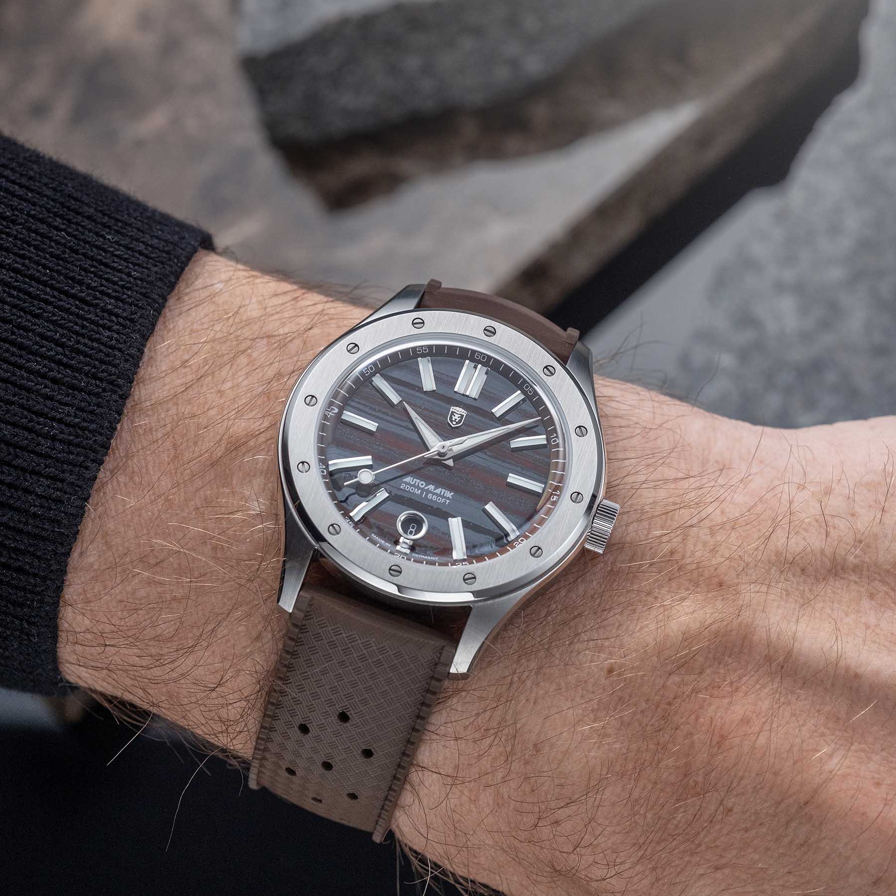 Heinrich Helicoprion Tiger Iron orologio automatico