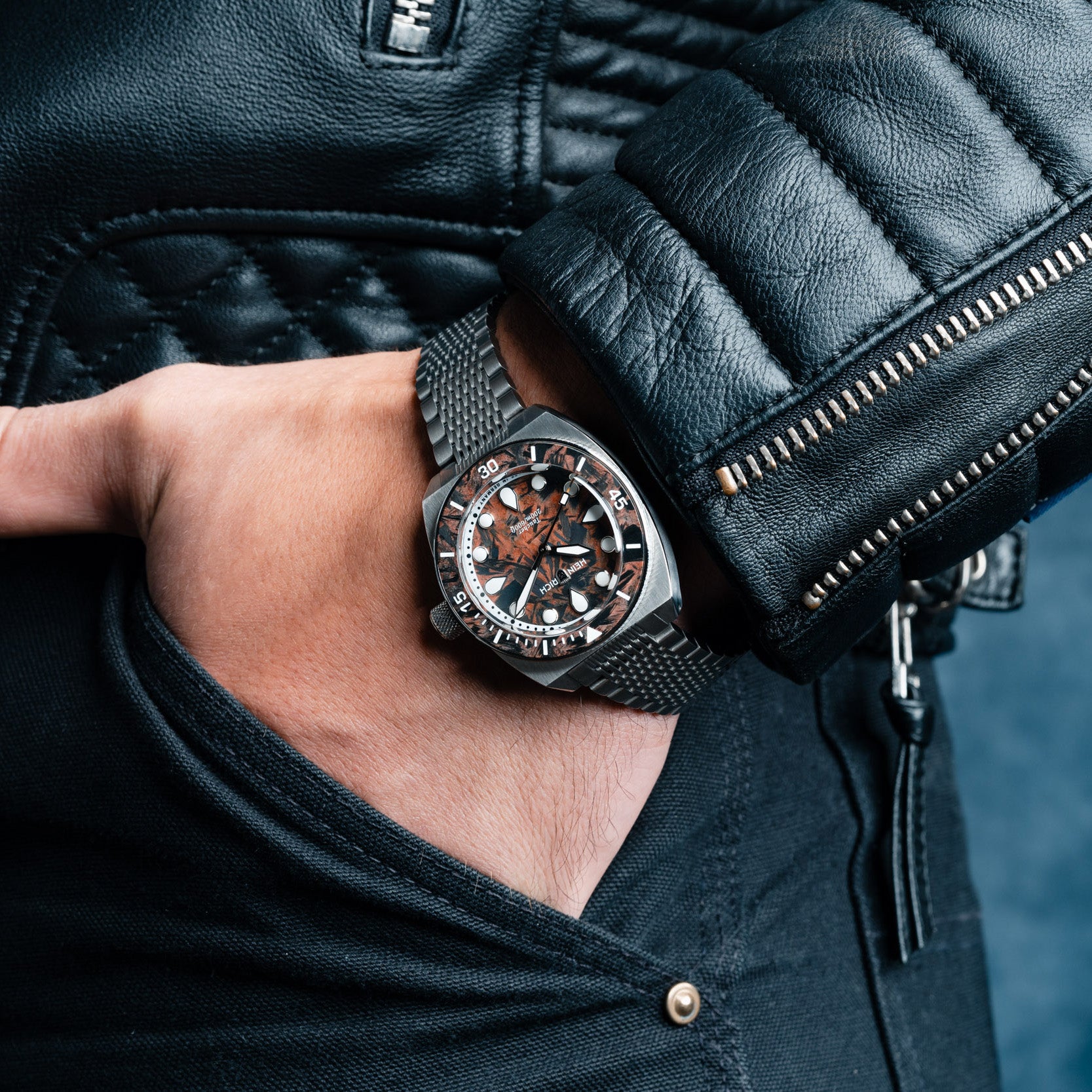 Heinrich Taucher orologio carbonio blu edizione limitata