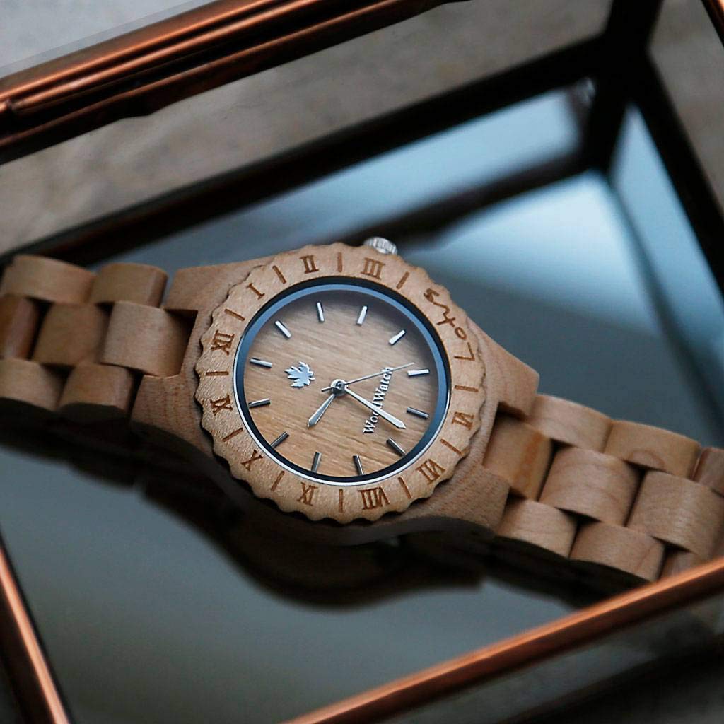 Woodwatch Flora Lotus Maple orologio in legno donna antispruzzo