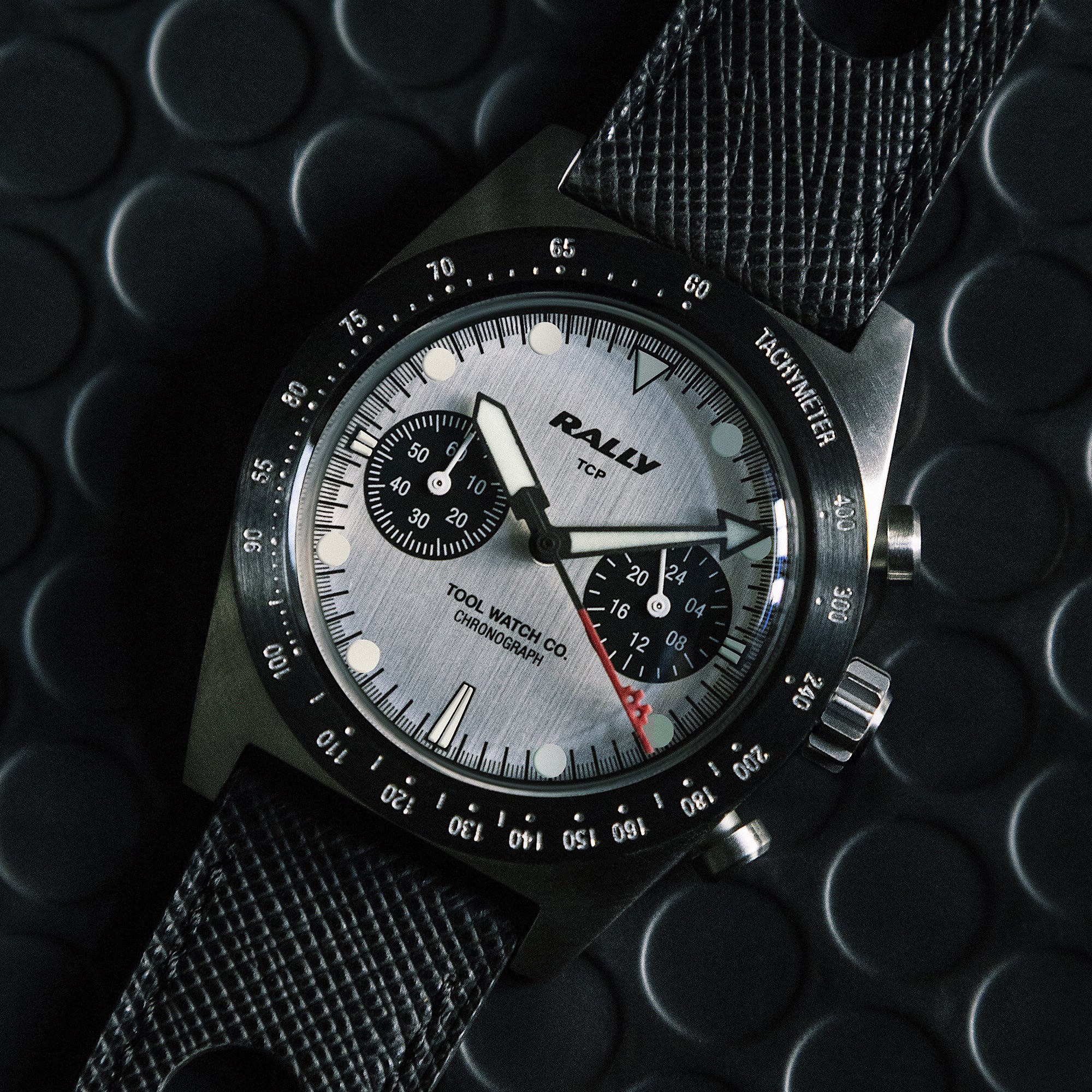 Tool Watch Co. Rally Chronograph orologio Red on Silver